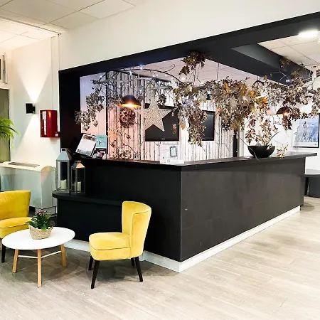 Novotel Fontainebleau Hotel