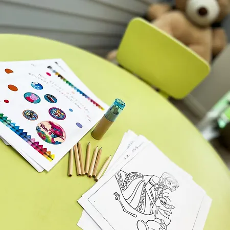 Novotel Fontainebleau 4* Ury