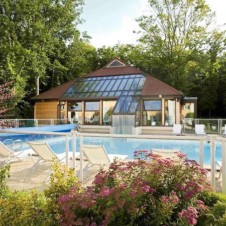 Novotel Fontainebleau 4*