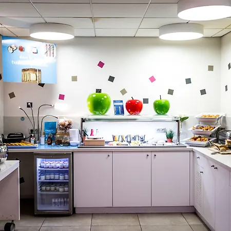 Hotel Novotel Fontainebleau 4*