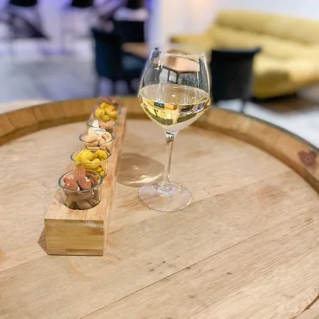 Hotell Novotel Fontainebleau Ury