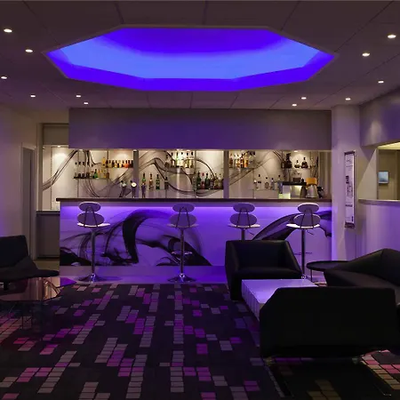 Hotel Novotel Fontainebleau Ury