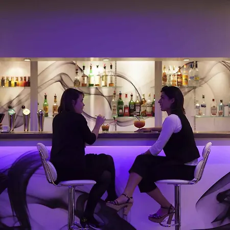 Novotel Fontainebleau Hotel 4*