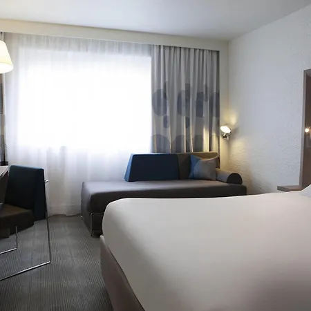 Hotel Novotel Fontainebleau 4*