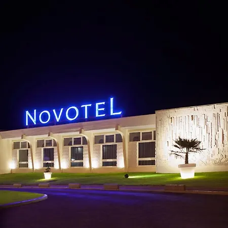 Hotel Novotel Fontainebleau Ury