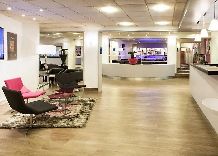 Novotel Fontainebleau 4*