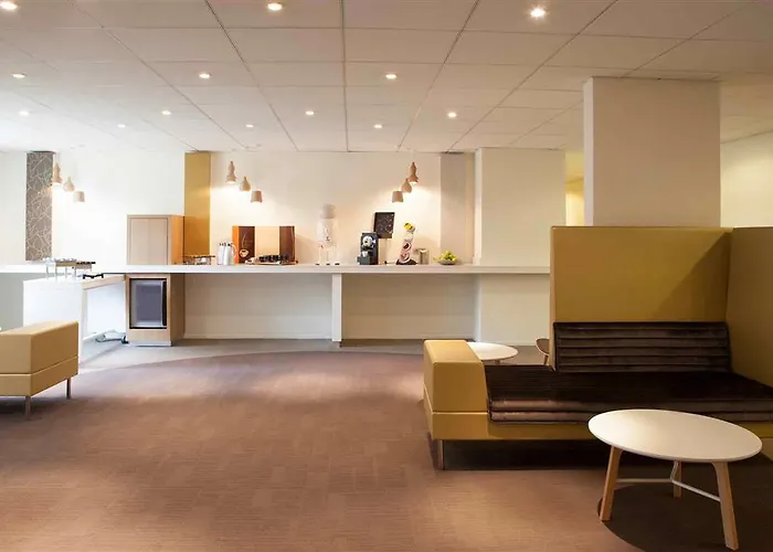 Hotel Novotel Fontainebleau 4*