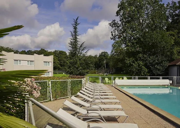 Novotel Fontainebleau Hotel