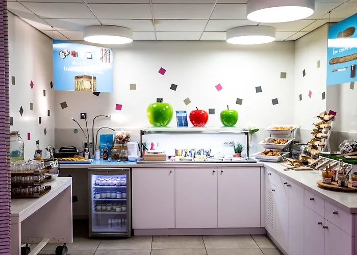 Hotel Novotel Fontainebleau 4*