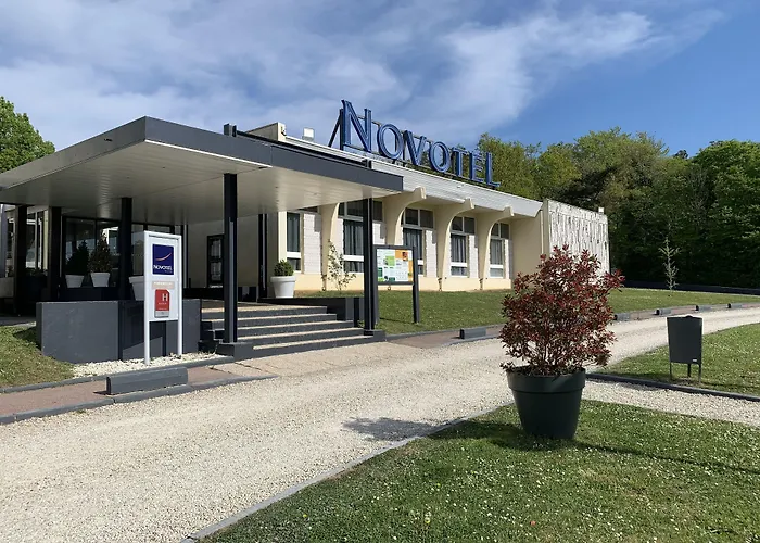 Novotel Fontainebleau Hotel 4*